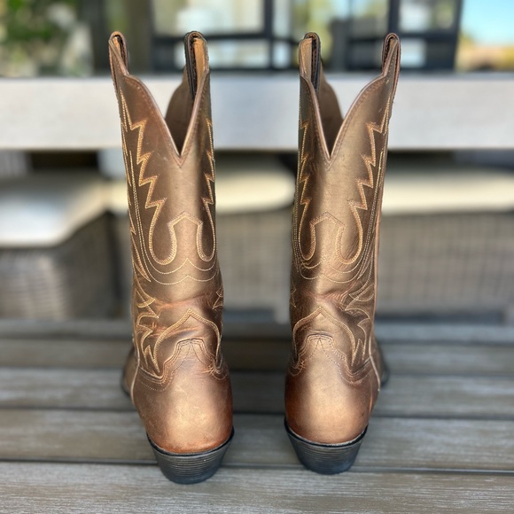 ARIAT- Heritage R Toe Western Boot - Picture 3 of 8
